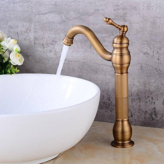 mitigeur lavabo long bec or