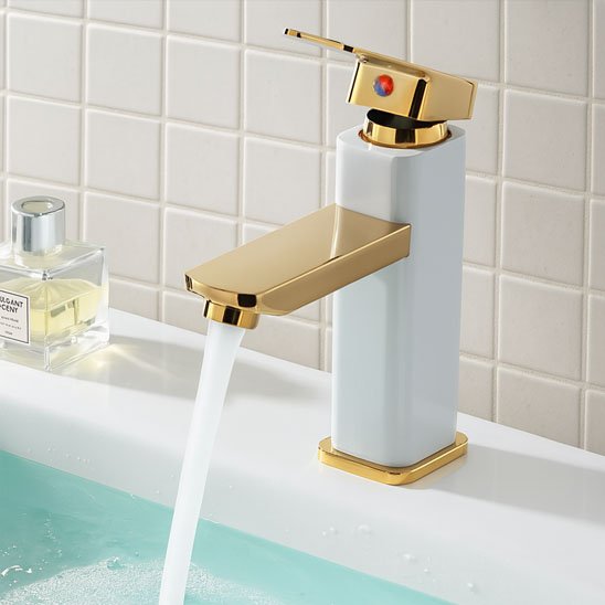 robinet lavabo blanc or